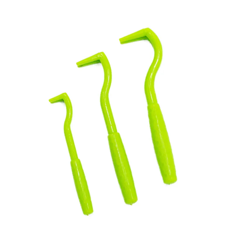 3-Piece Flea & Tick Remover Tool Set for Pets – Hooks, Tweezers, and Extractor for Cats and Dogs