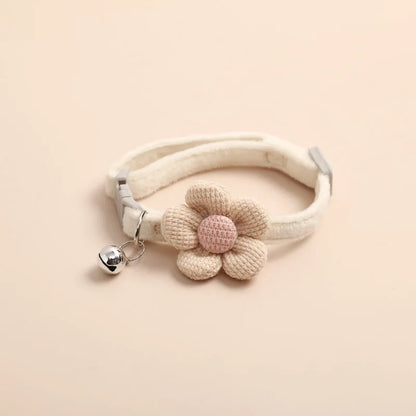 Lovely Cat Collar Adjustable Cartoon Style Soft Plush Flower Collar with Bell Kitten Necklace Small Dog Pet Supplies